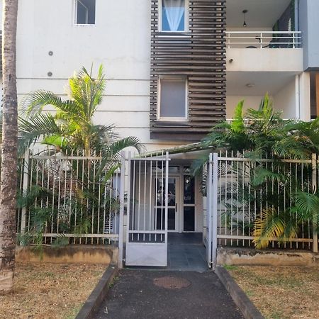 Chambre Chez L'Habitant Cosy Et Moderne, Vue Sur Montagne Saint-Denis Luaran gambar